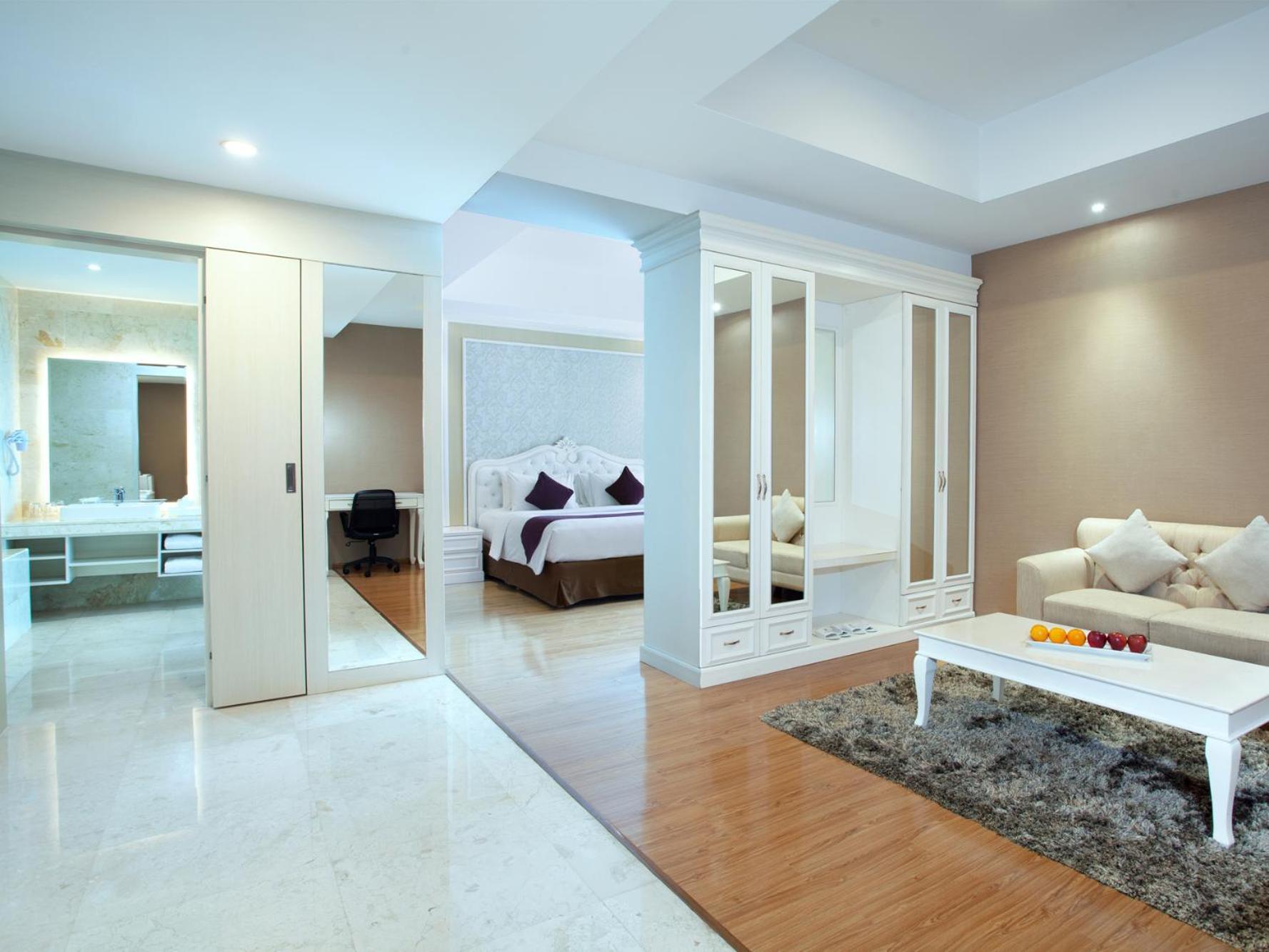 Platinum Hotel & Convention Hall Balikpapan Esterno foto