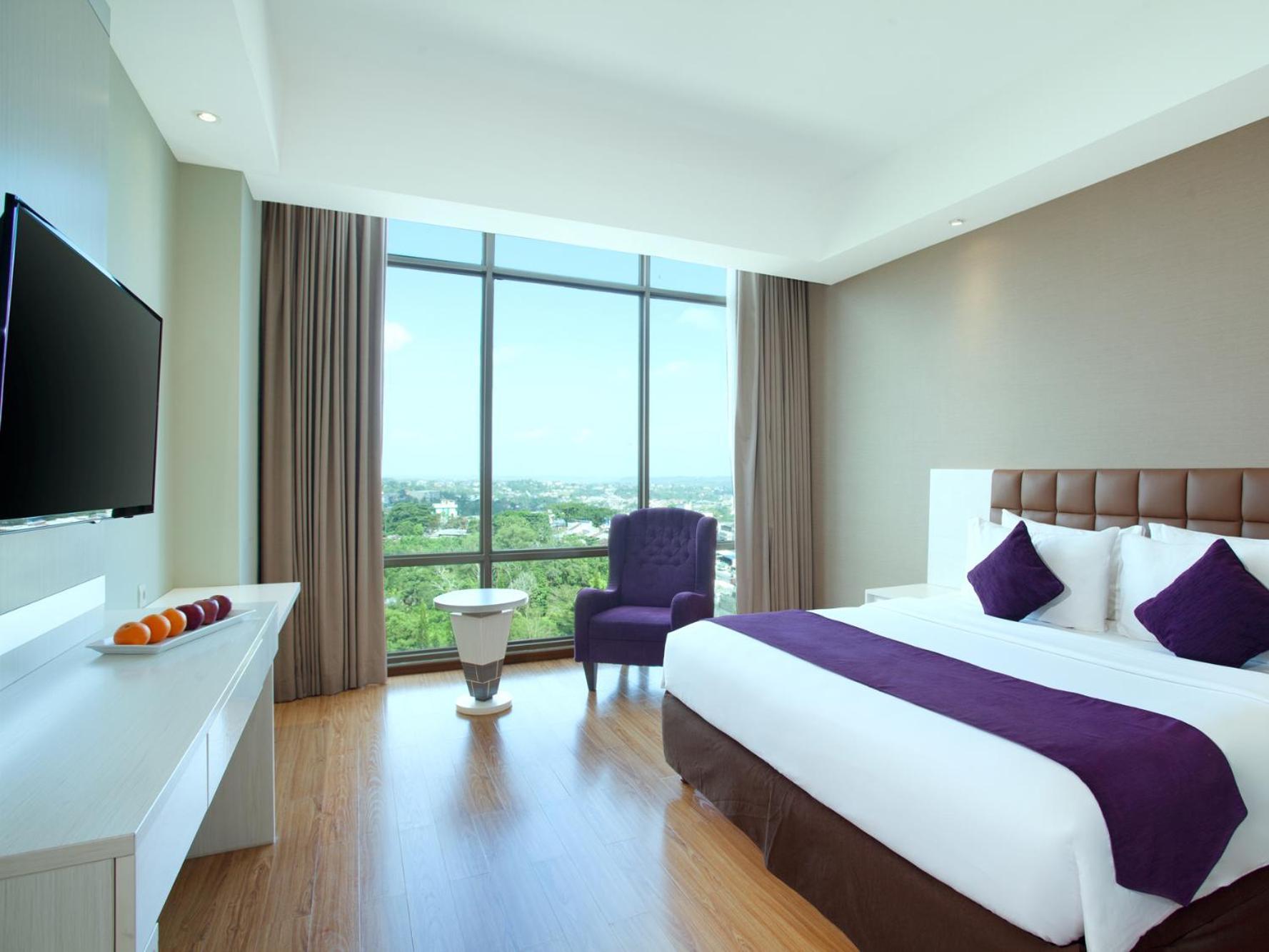 Platinum Hotel & Convention Hall Balikpapan Esterno foto