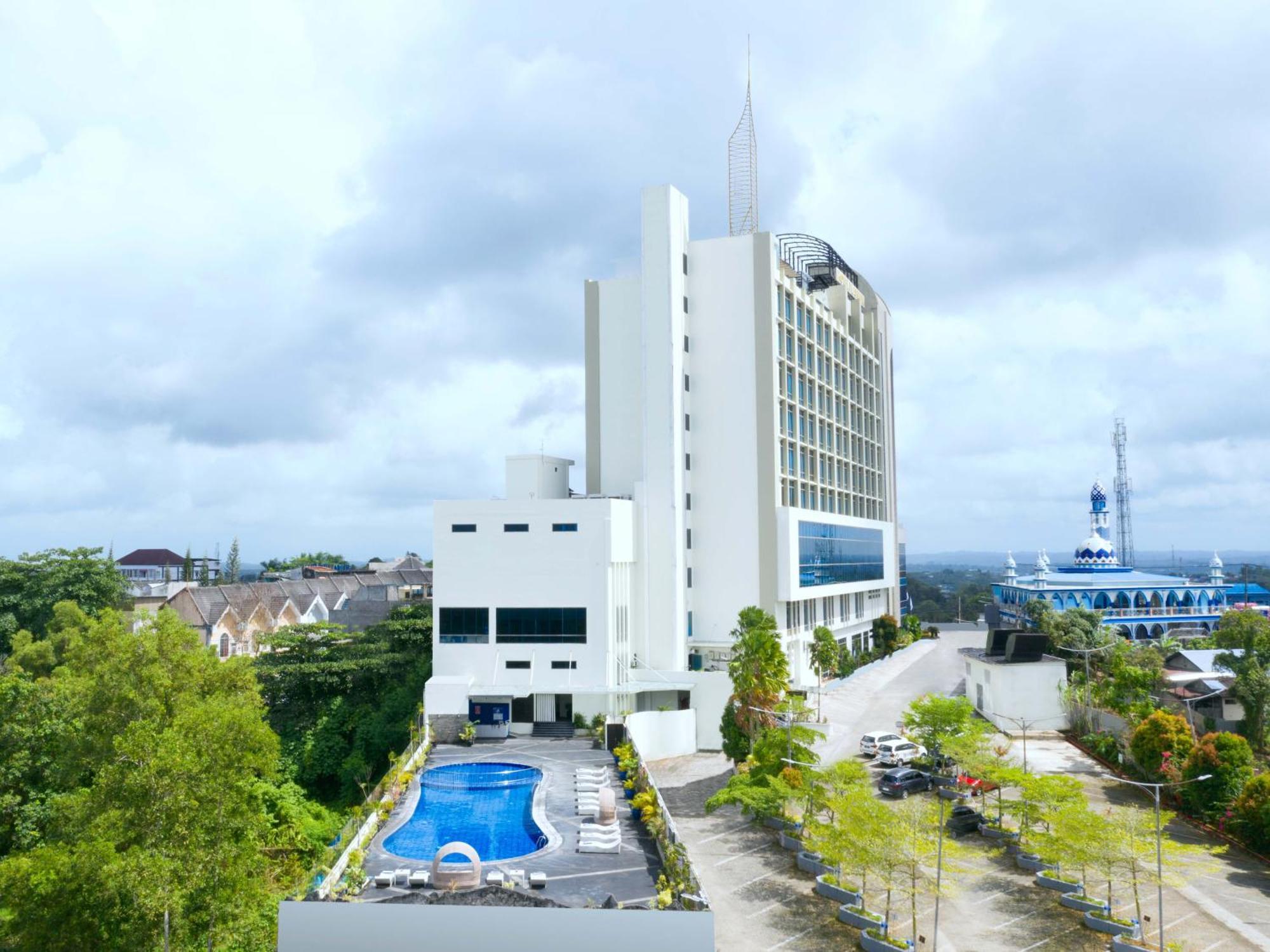 Platinum Hotel & Convention Hall Balikpapan Esterno foto