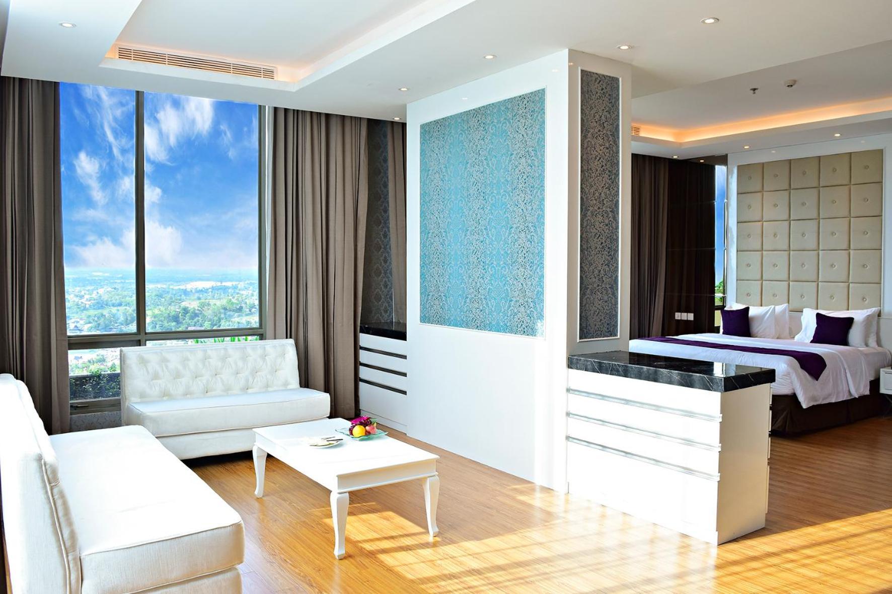 Platinum Hotel & Convention Hall Balikpapan Esterno foto